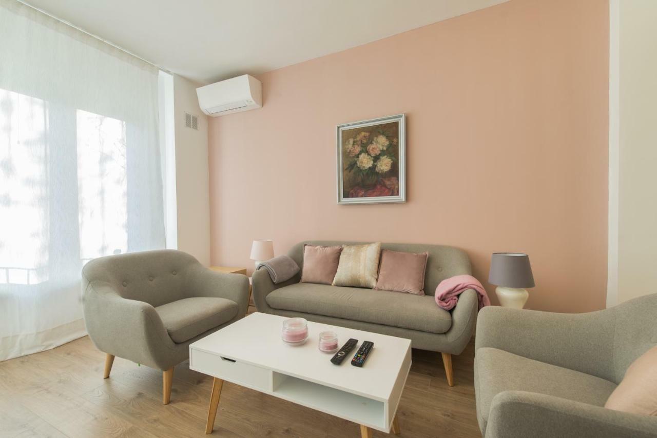Chic And Spacious Apartment In Central Sofia - Patriarh Evtimiy By Flat Mаnager Dış mekan fotoğraf