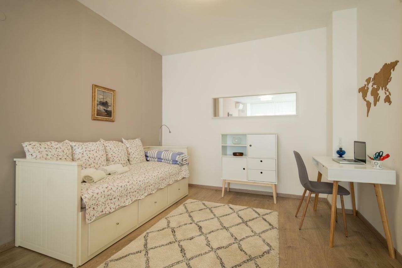 Chic And Spacious Apartment In Central Sofia - Patriarh Evtimiy By Flat Mаnager Dış mekan fotoğraf